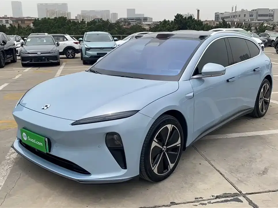 NIO ET5T
