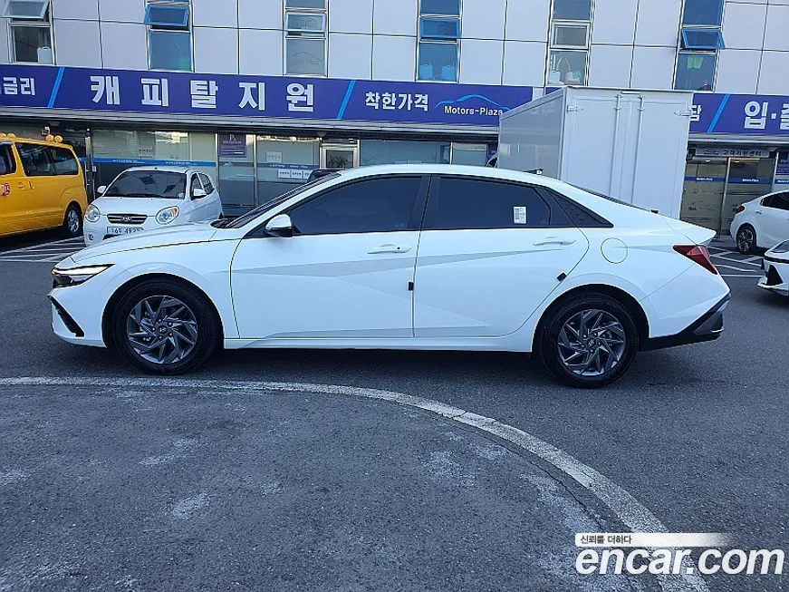 Hyundai AVANTE — фото 10