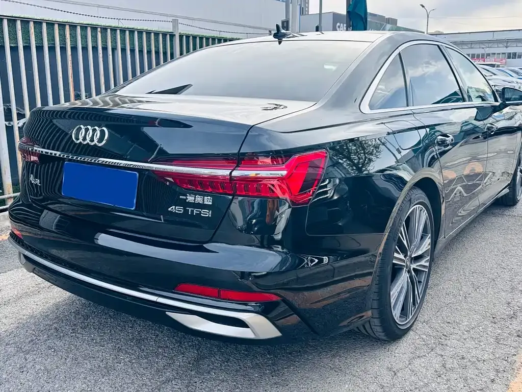 Audi A6L 2025 из CN, фото 5