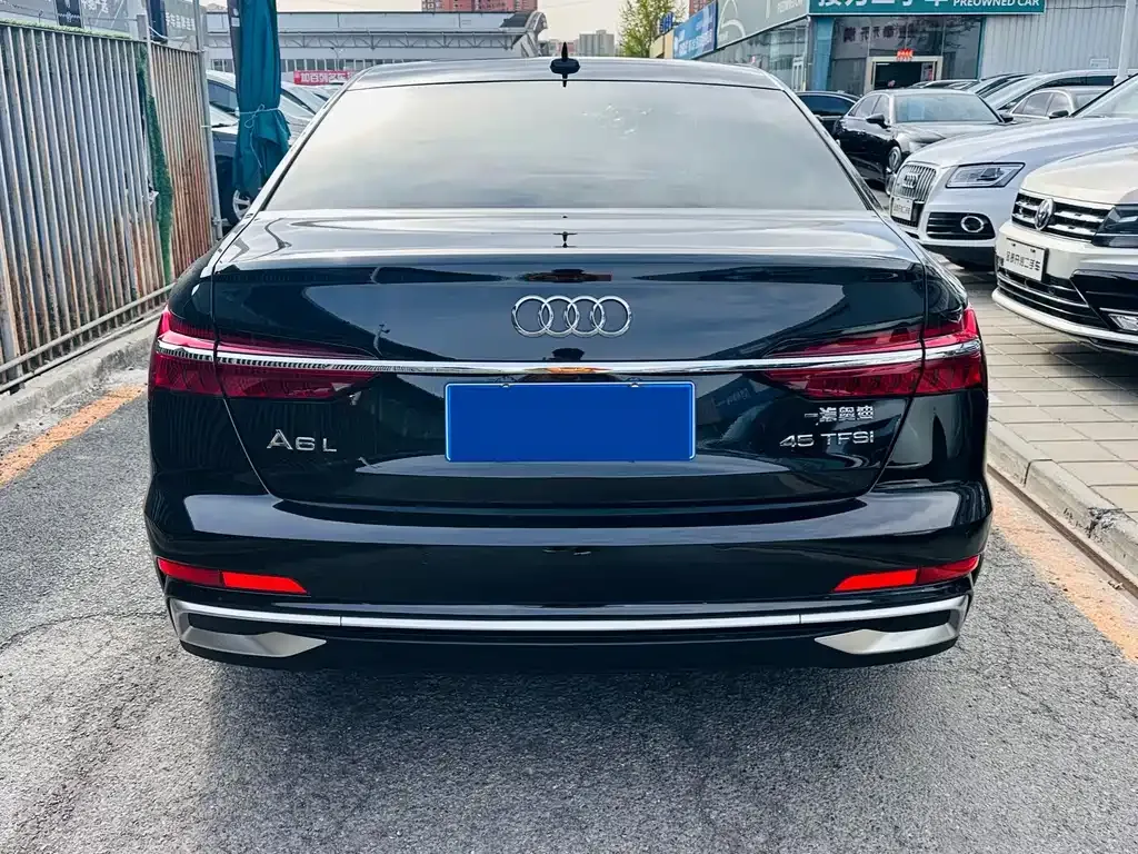 Audi A6L 2025 из CN, фото 10