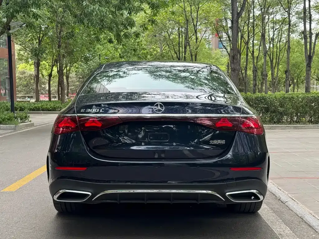 Mercedes-Benz E-Class 2024 из CN, фото 7