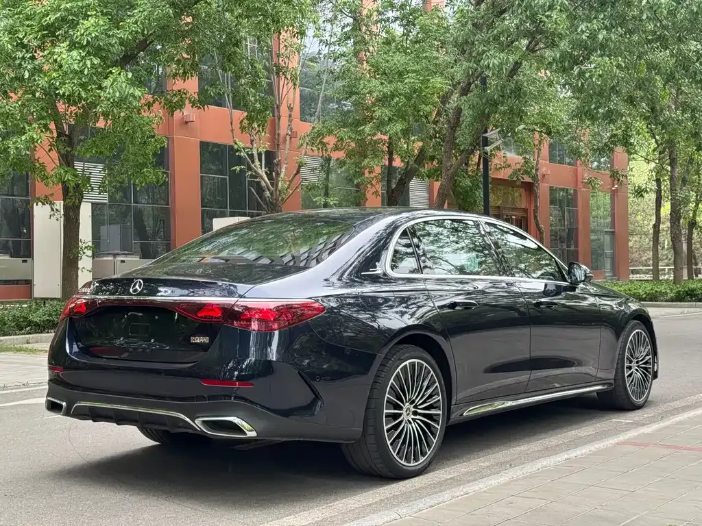 Mercedes-Benz E-Class 2024 из CN, фото 8