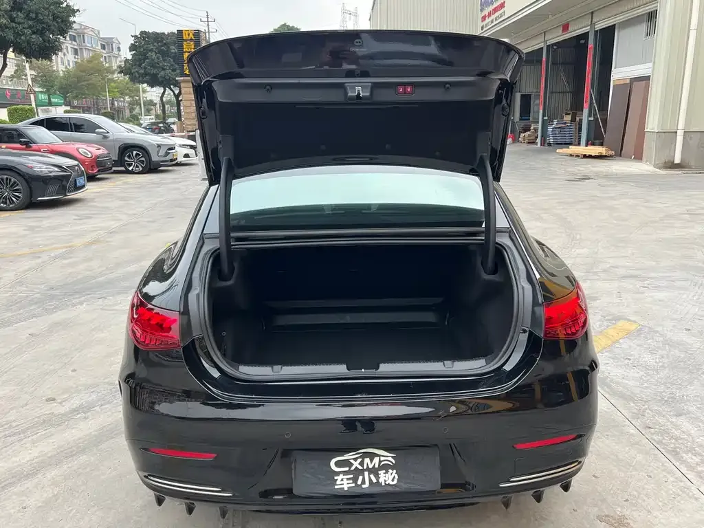 Mercedes-Benz EQE 2023 из CN, фото 9