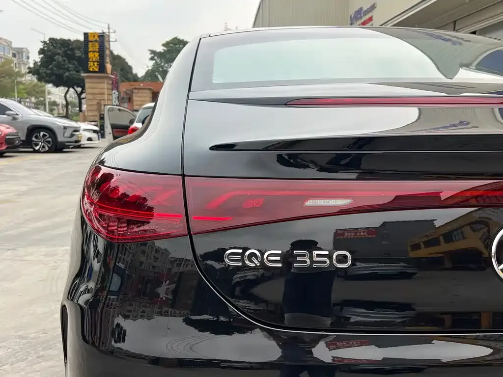 Mercedes-Benz EQE 2023 из CN, фото 2