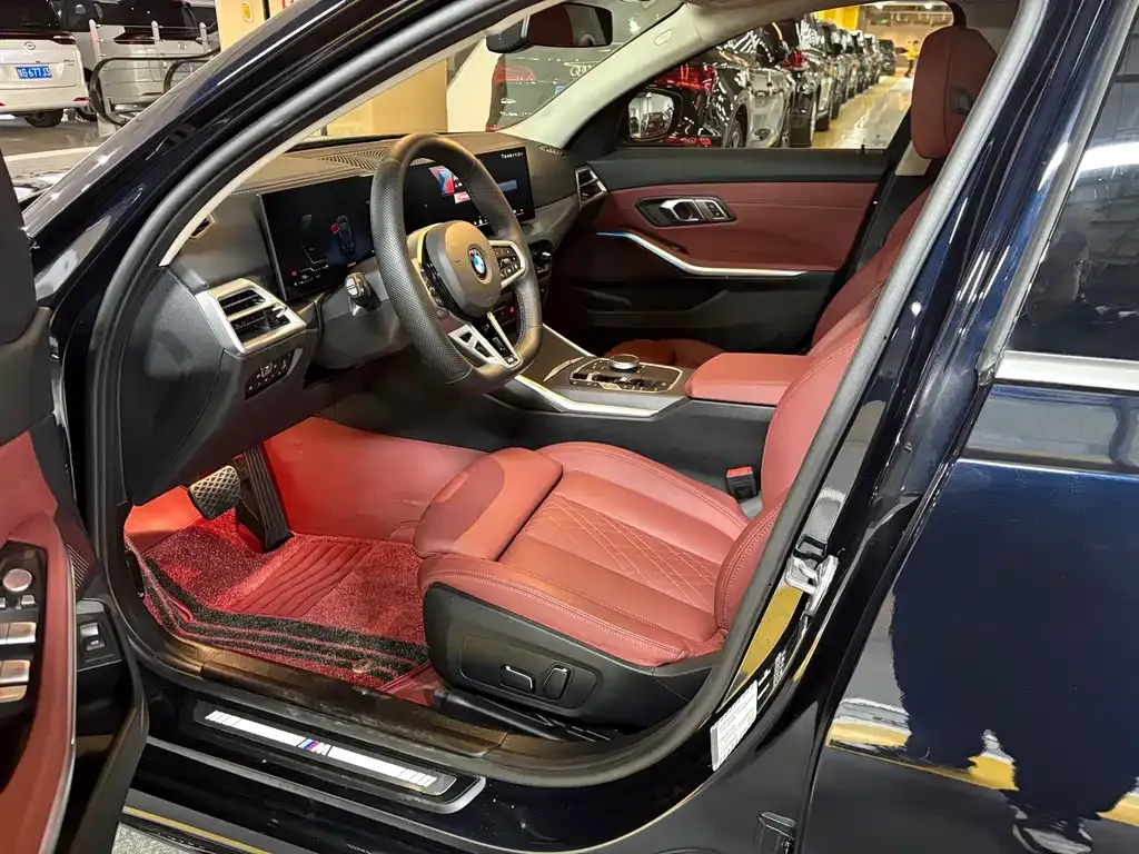 BMW 3 Series 2024 из CN, фото 3