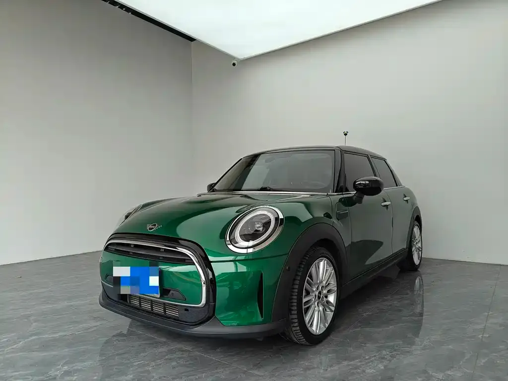 MINI Cooper (3-door) — фото 1