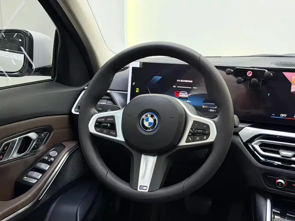 BMW i3 — фото 9