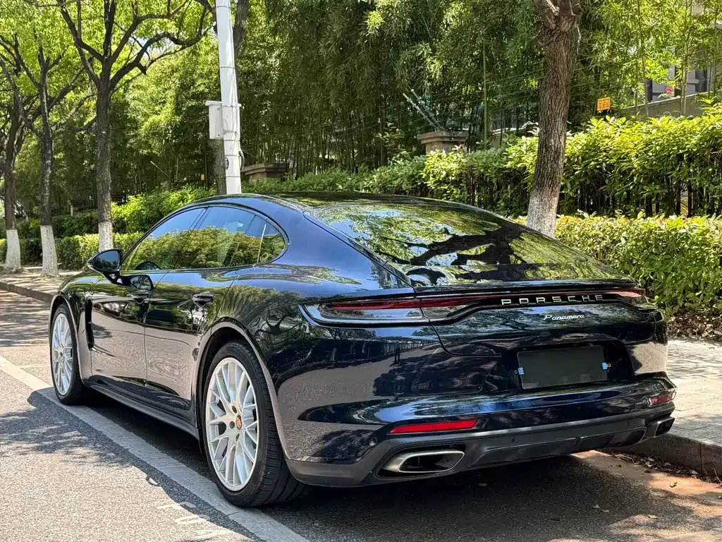 Porsche Panamera — фото 6