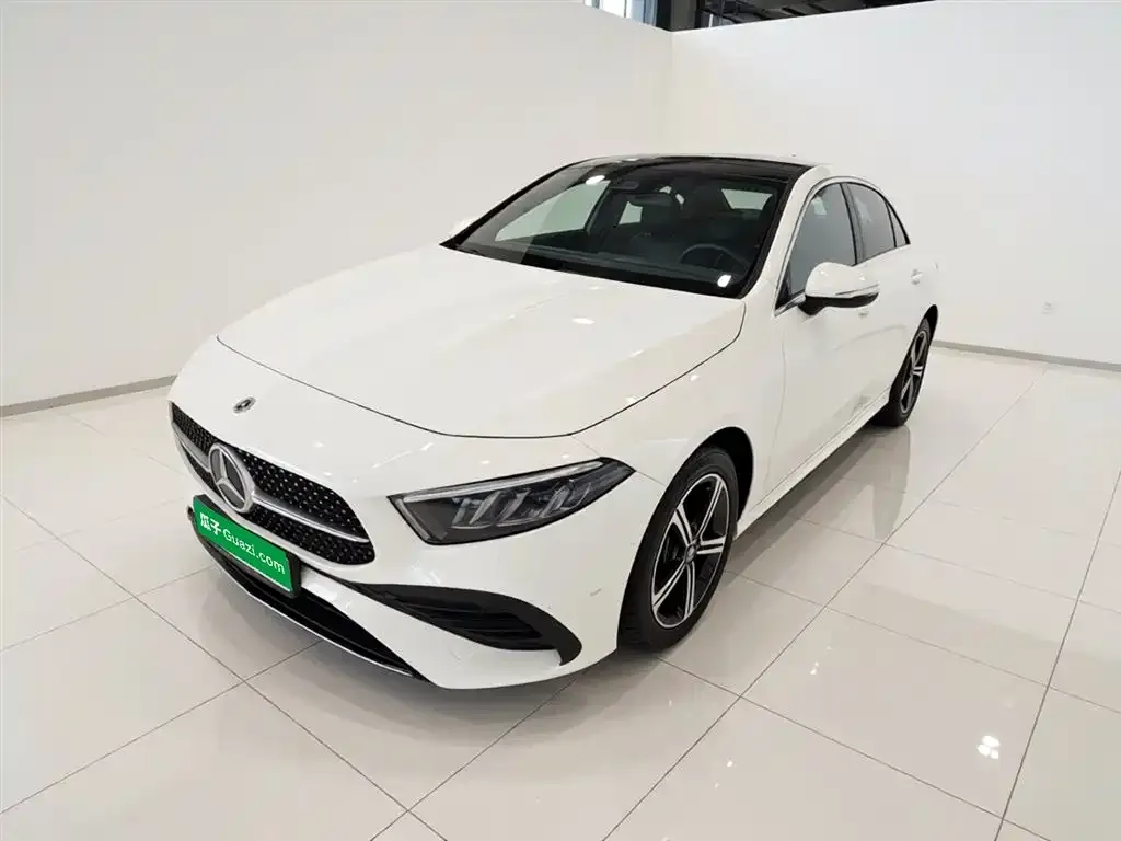Mercedes-Benz A-Class — фото 1