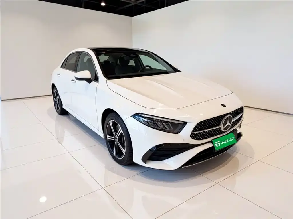 Mercedes-Benz A-Class — фото 8
