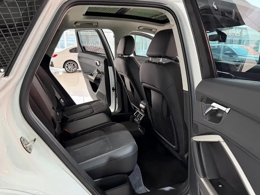 Audi Q3 2022 из CN, фото 4