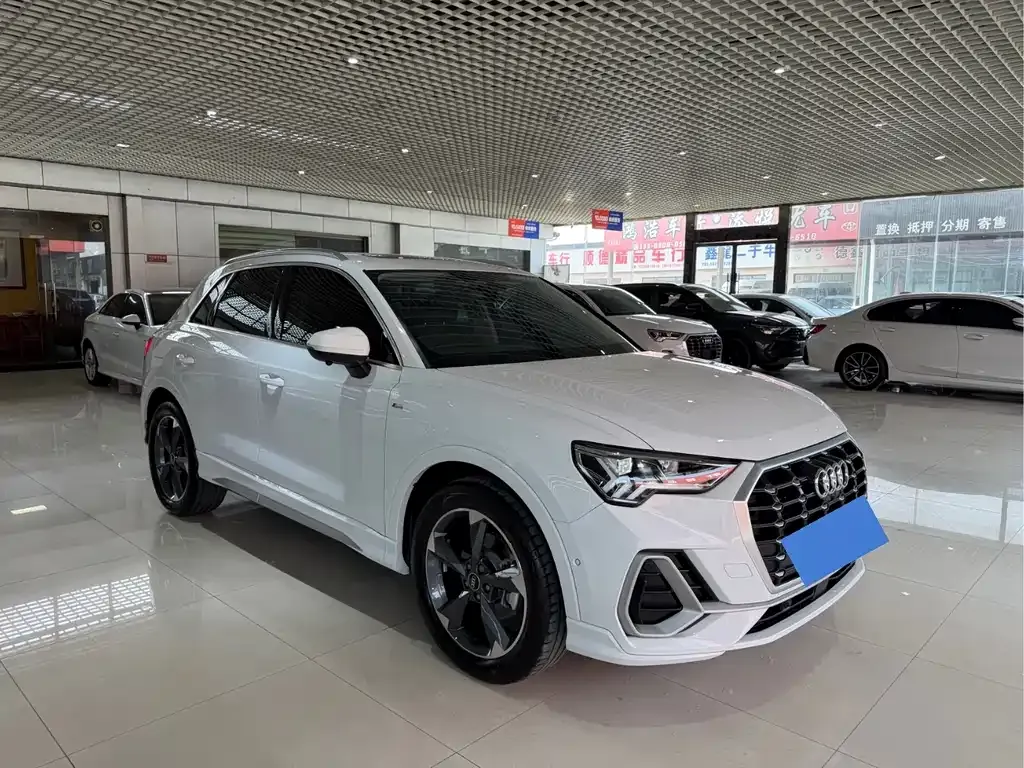 Audi Q3 2022 из CN, фото 7