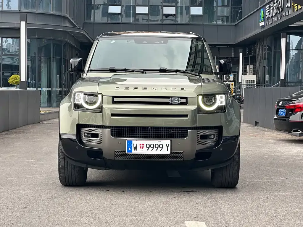 Land Rover Defender — фото 9