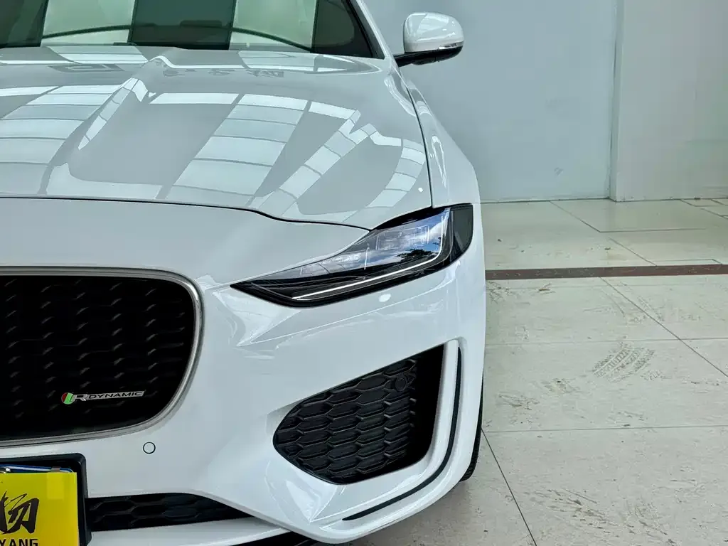 Jaguar XEL 2023 из CN, фото 7