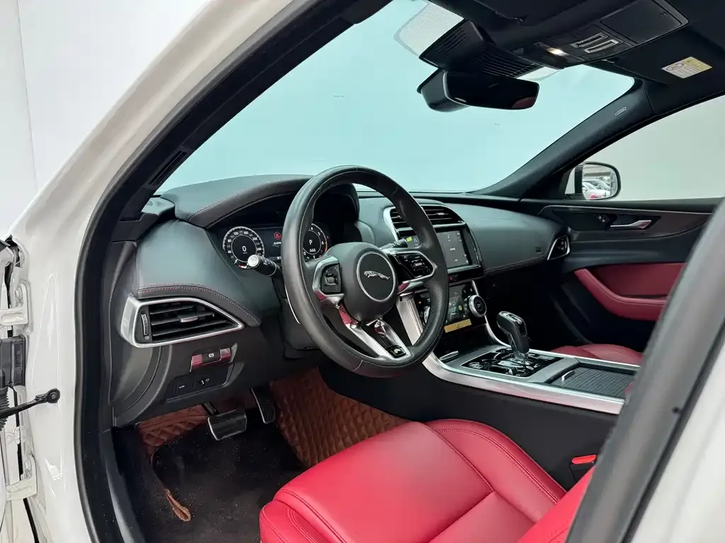 Jaguar XEL 2023 из CN, фото 8