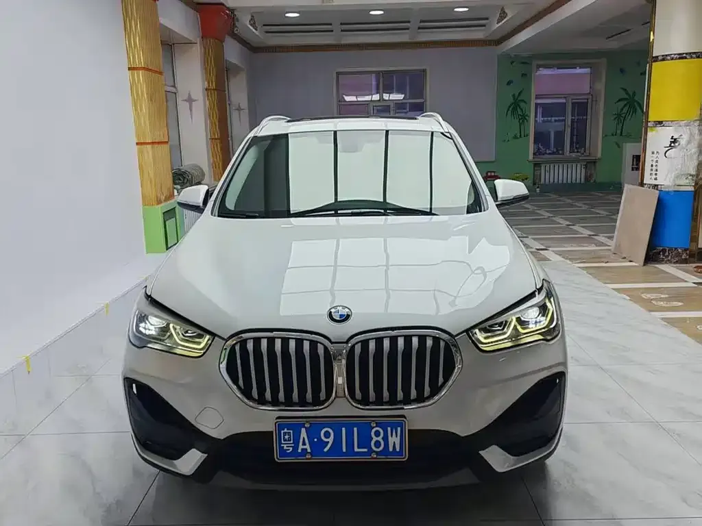 BMW X1 — фото 4