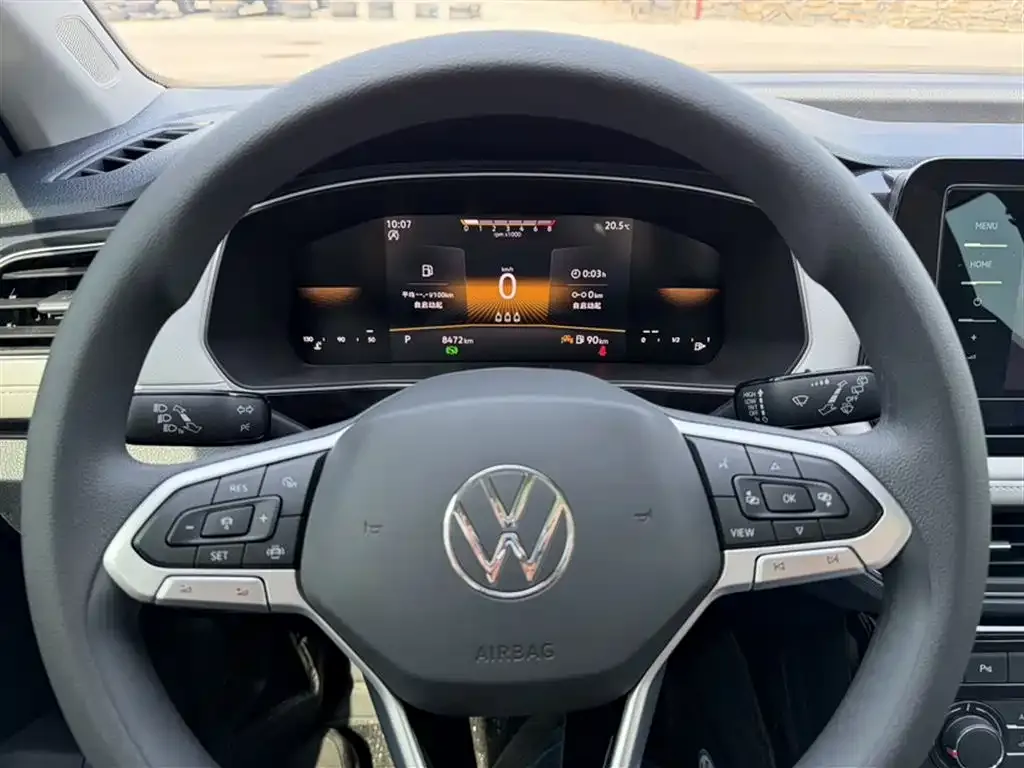 Volkswagen Tharu — фото 3