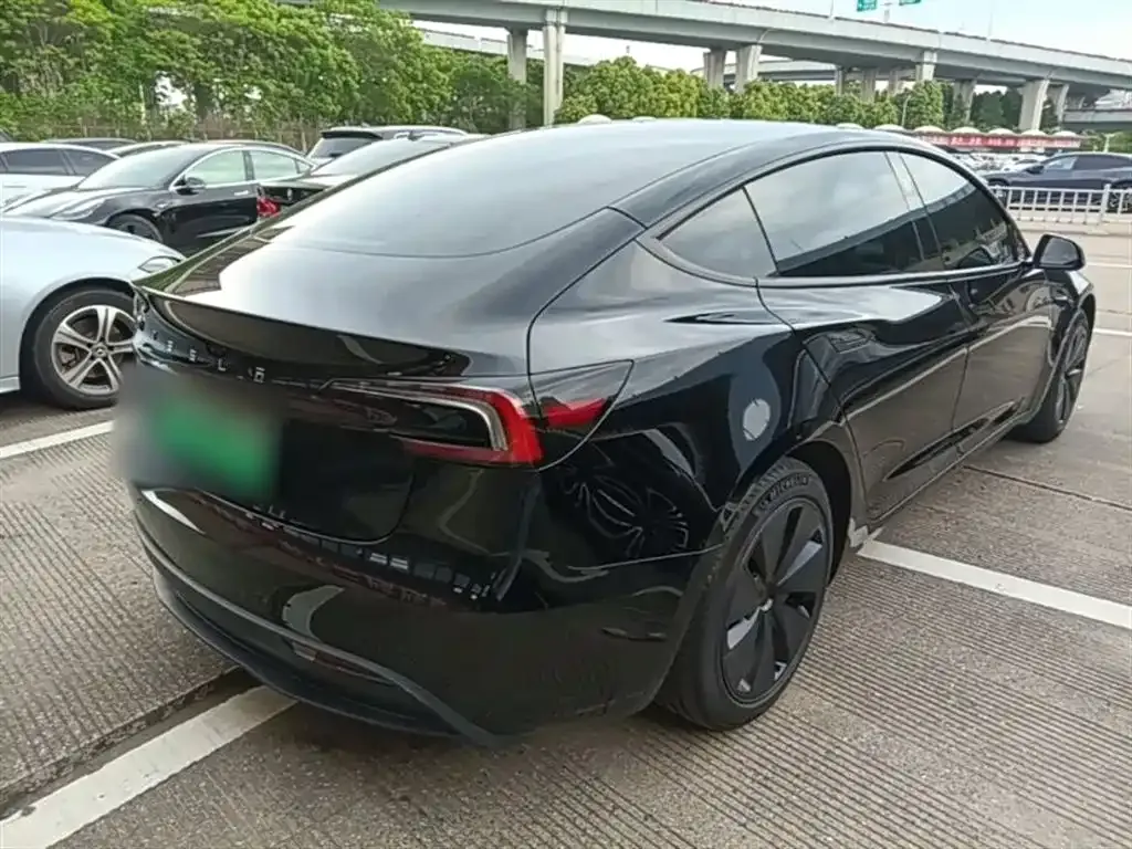 Tesla Model 3 2024 из CN, фото 7
