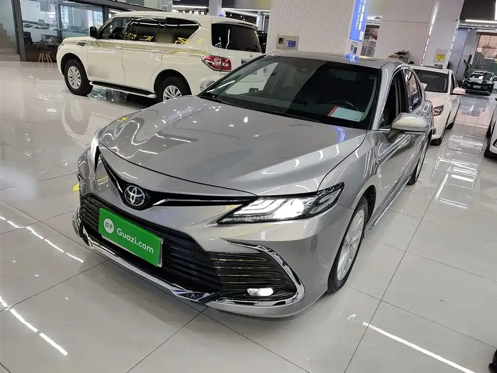 Toyota Camry 2023 из CN, фото 10