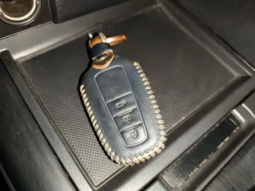Toyota Camry 2023 из CN, фото 3