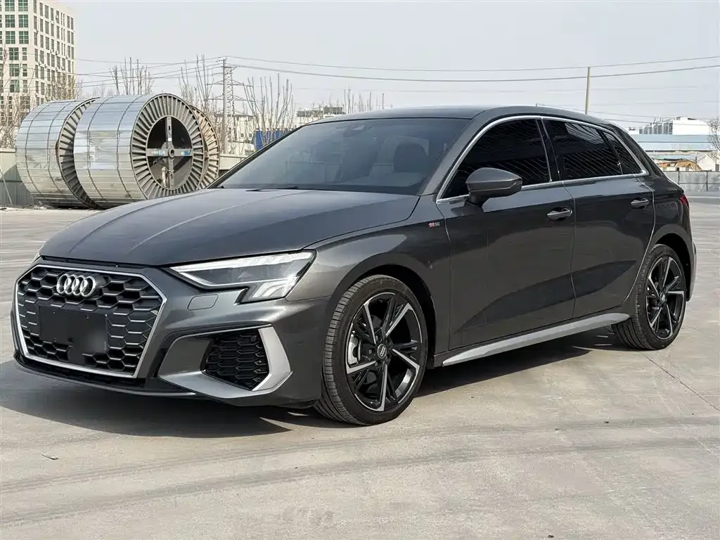 Audi A3 2021 из CN, фото 1