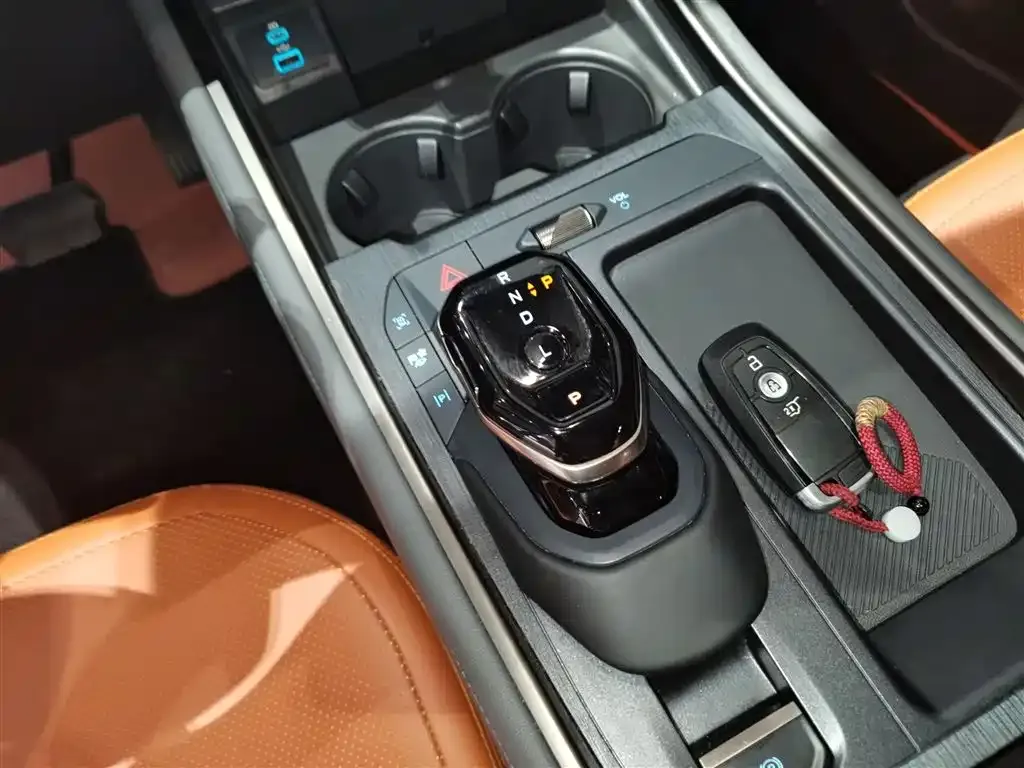 Ford Edge 2024 из CN, фото 7