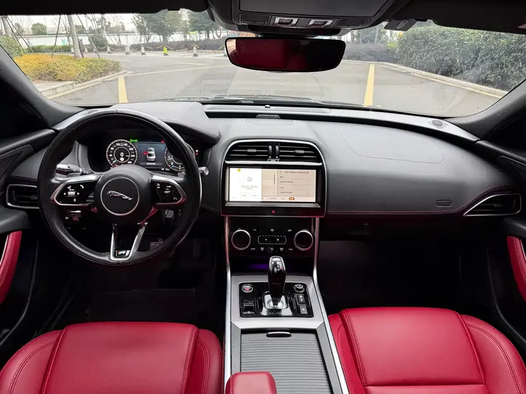 Jaguar XEL 2022 из CN, фото 4