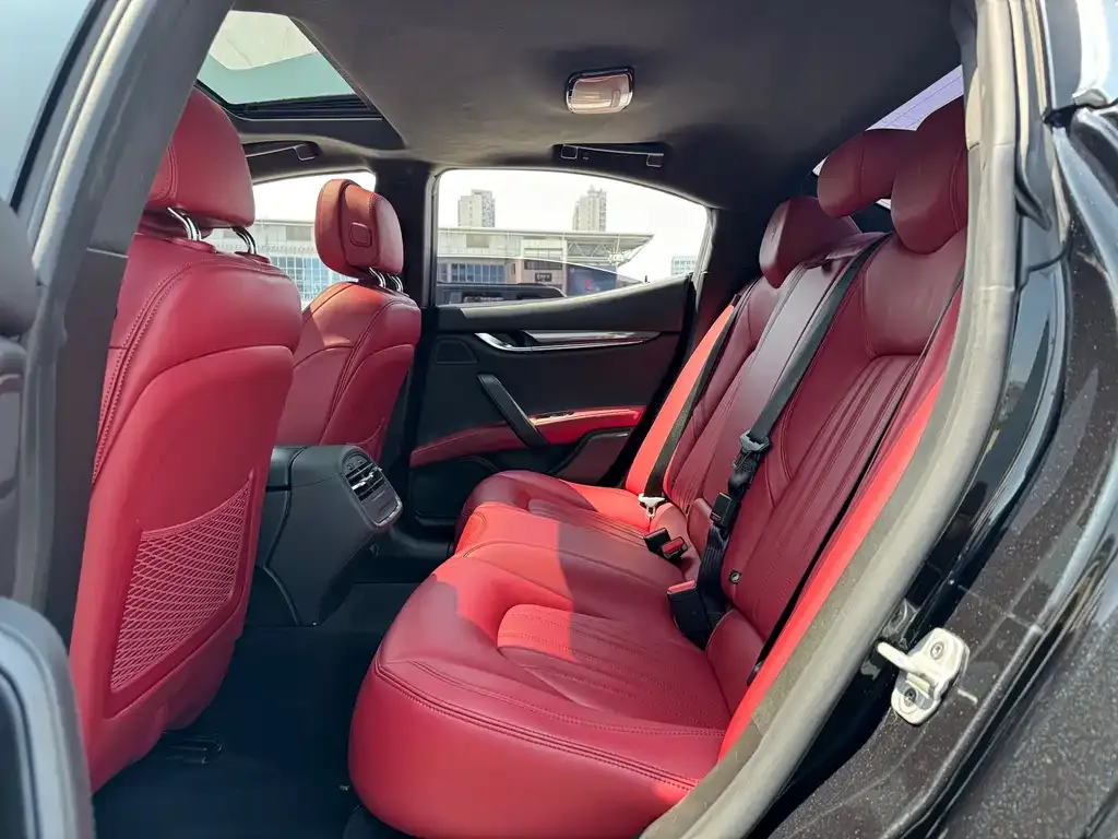 Maserati Ghibli — фото 4