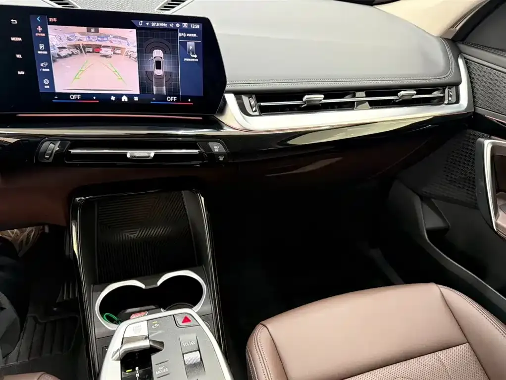 BMW X1 2023 из CN, фото 6
