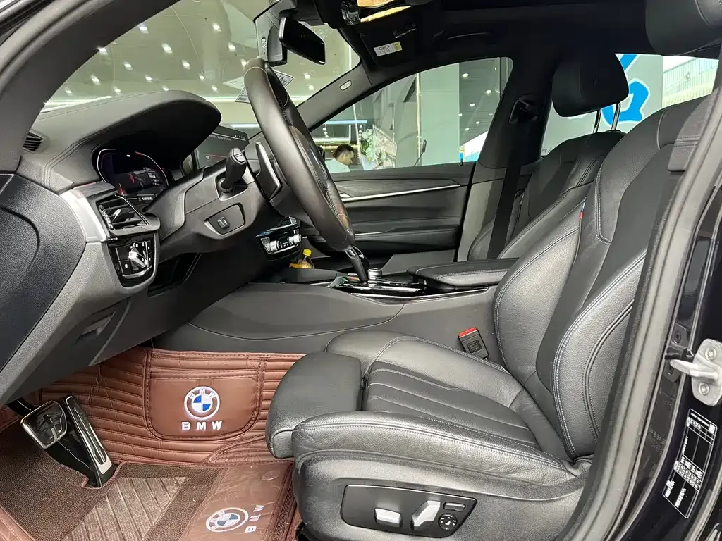 BMW 6 Series GT 2021 из CN, фото 10