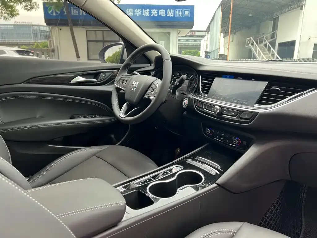 Buick Regal 2024 из CN, фото 6