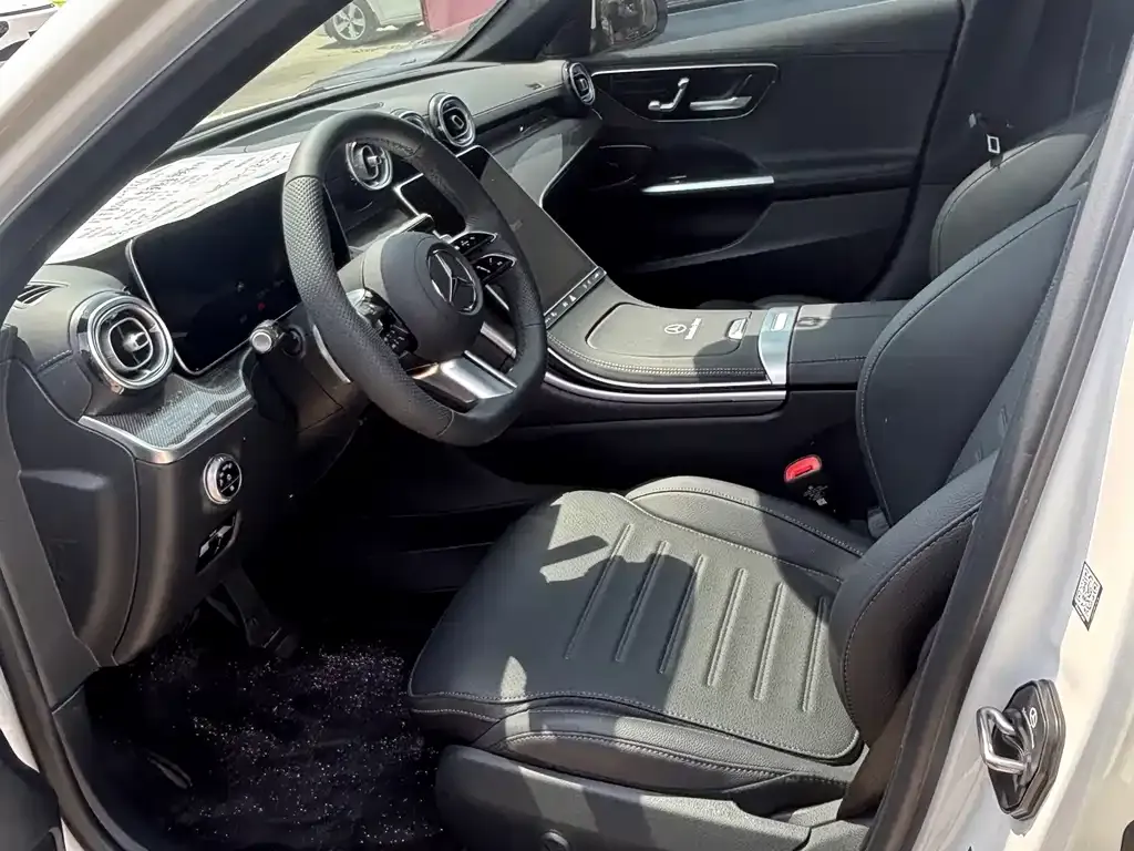 Mercedes-Benz C-Class 2025 из CN, фото 3