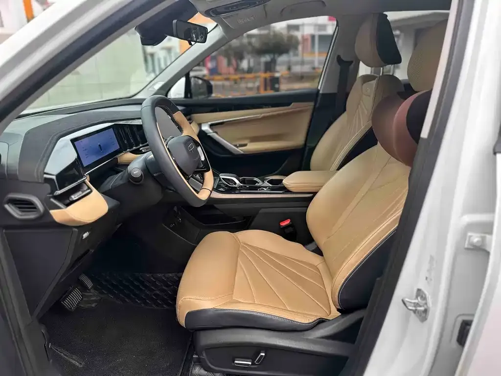 Geely Boyue L 2023 из CN, фото 2