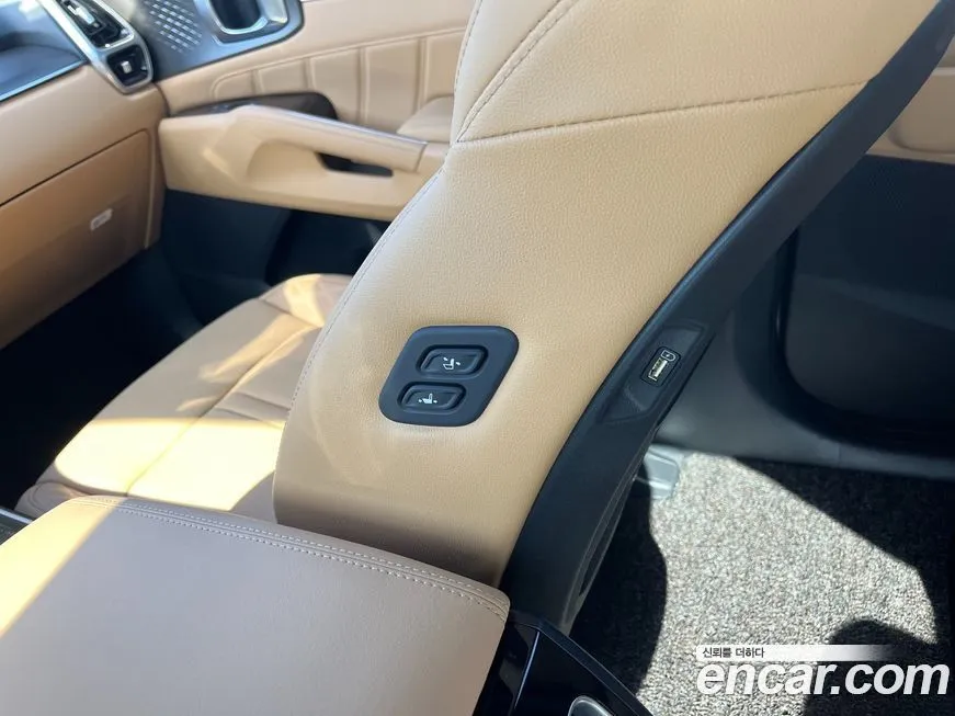 Kia Sorento — фото 10