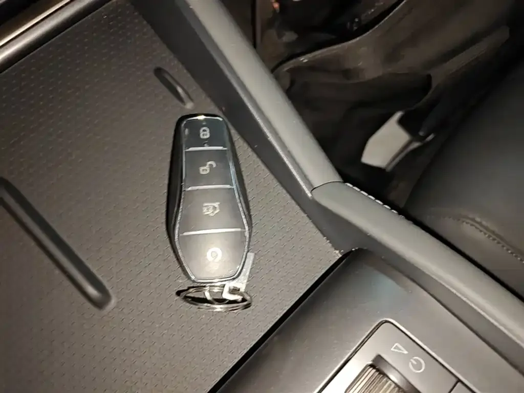 BYD Qin L 2025 из CN, фото 4