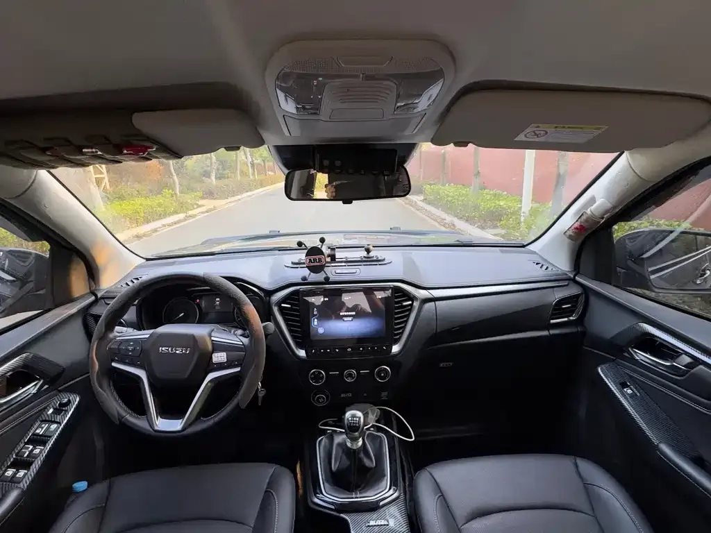 Isuzu D-MAX 2022 из CN, фото 7