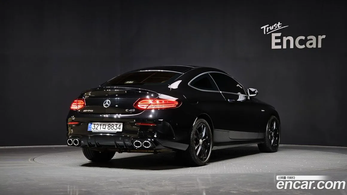Mercedes-Benz C-Class 2021 из KR, фото 2