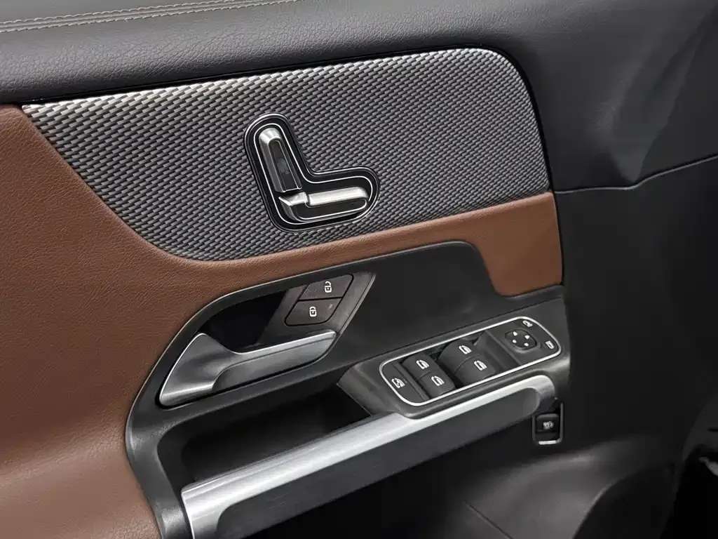 Mercedes-Benz GLB 2024 из CN, фото 8