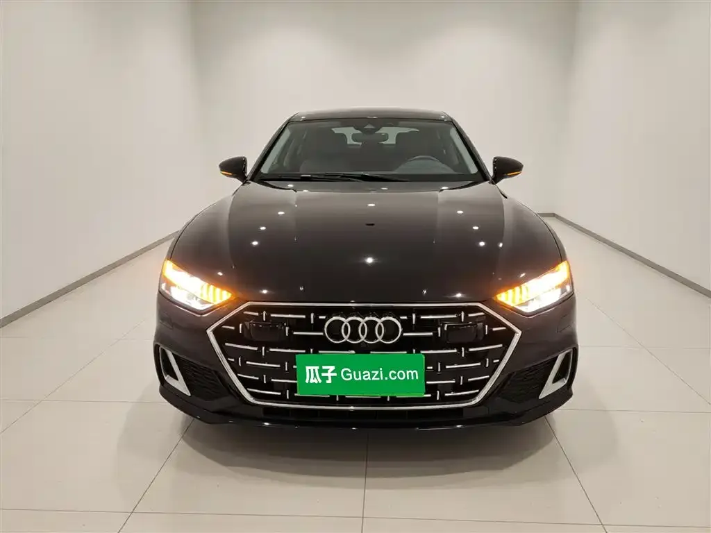 Audi A7L — фото 2