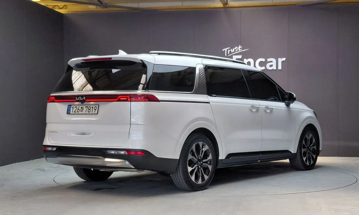 Kia Carnival 2023 из KR, фото 3
