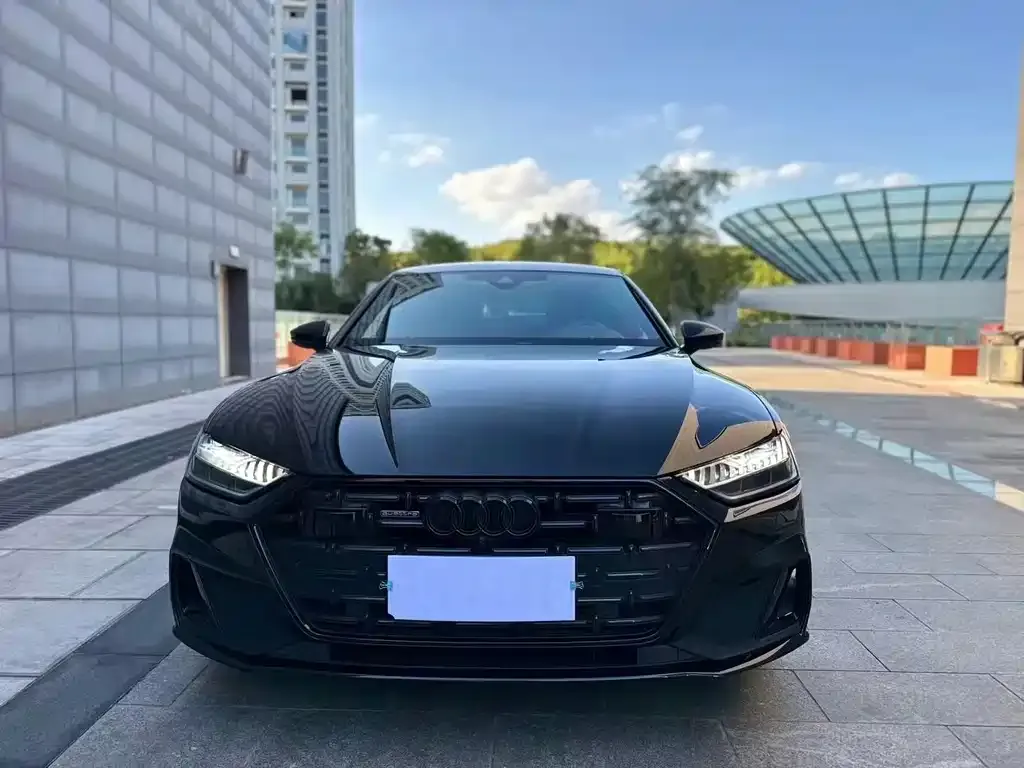 Audi A7L — фото 3