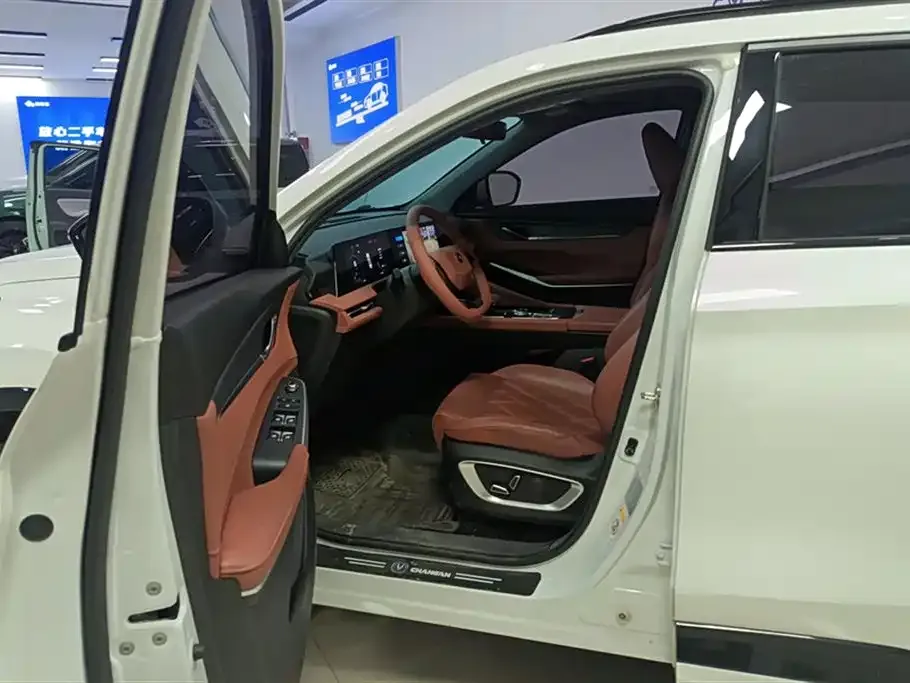 Changan CS75PLUS — фото 7