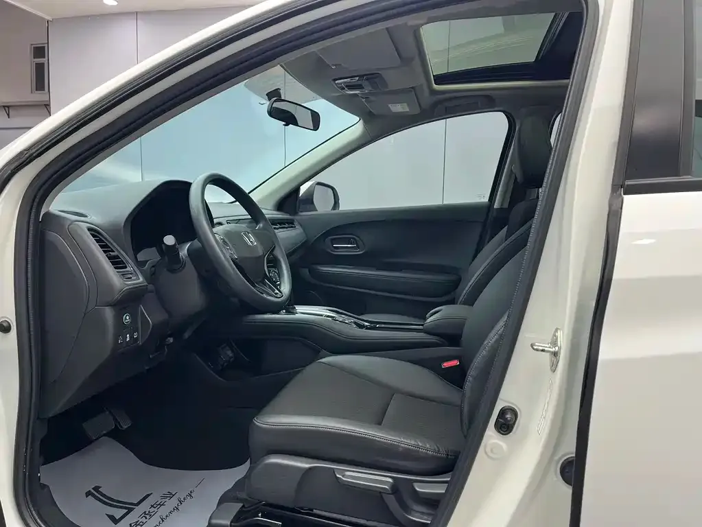 Honda Vezel 2022 из CN, фото 6