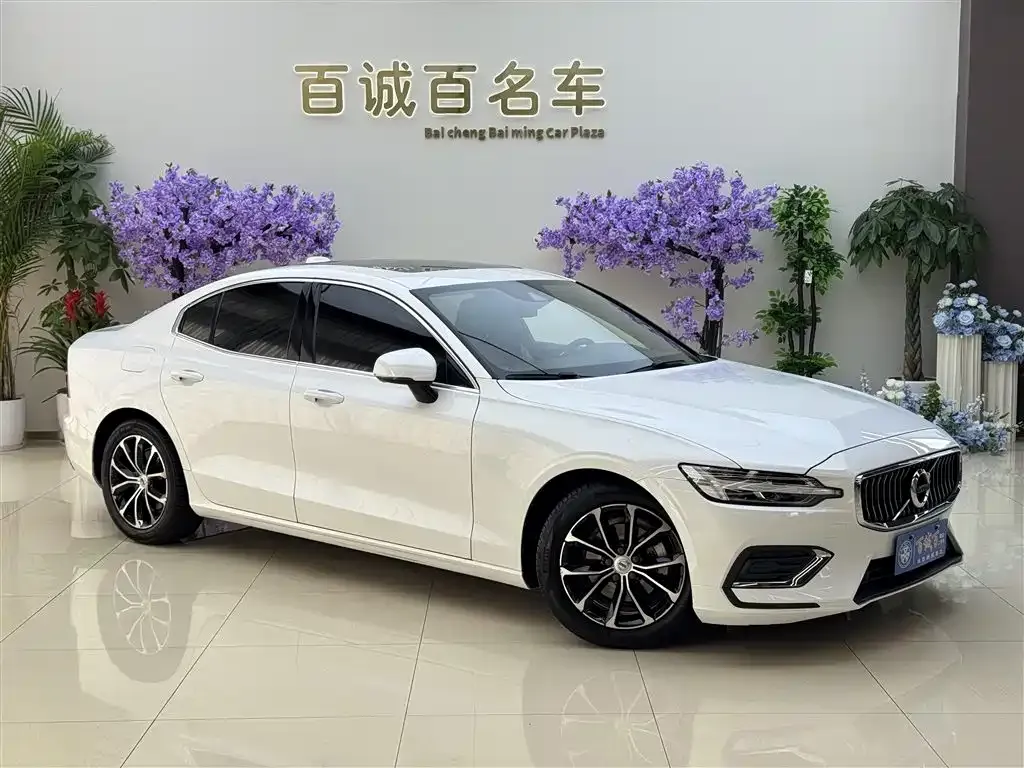 Volvo S60 2021 из CN, фото 10