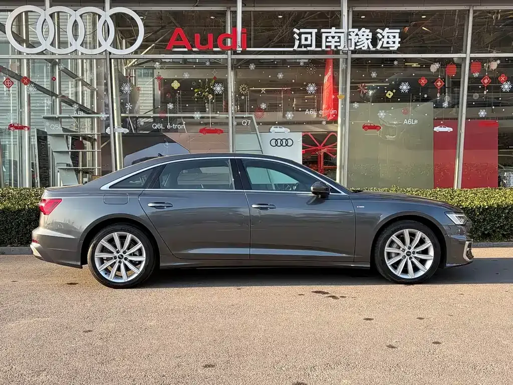 Audi A6L 2024 из CN, фото 9