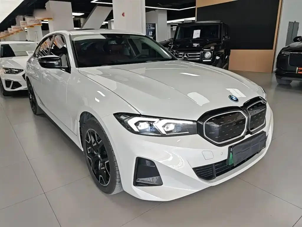 BMW i3 — фото 10