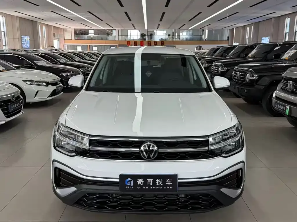 Volkswagen Tharu — фото 4