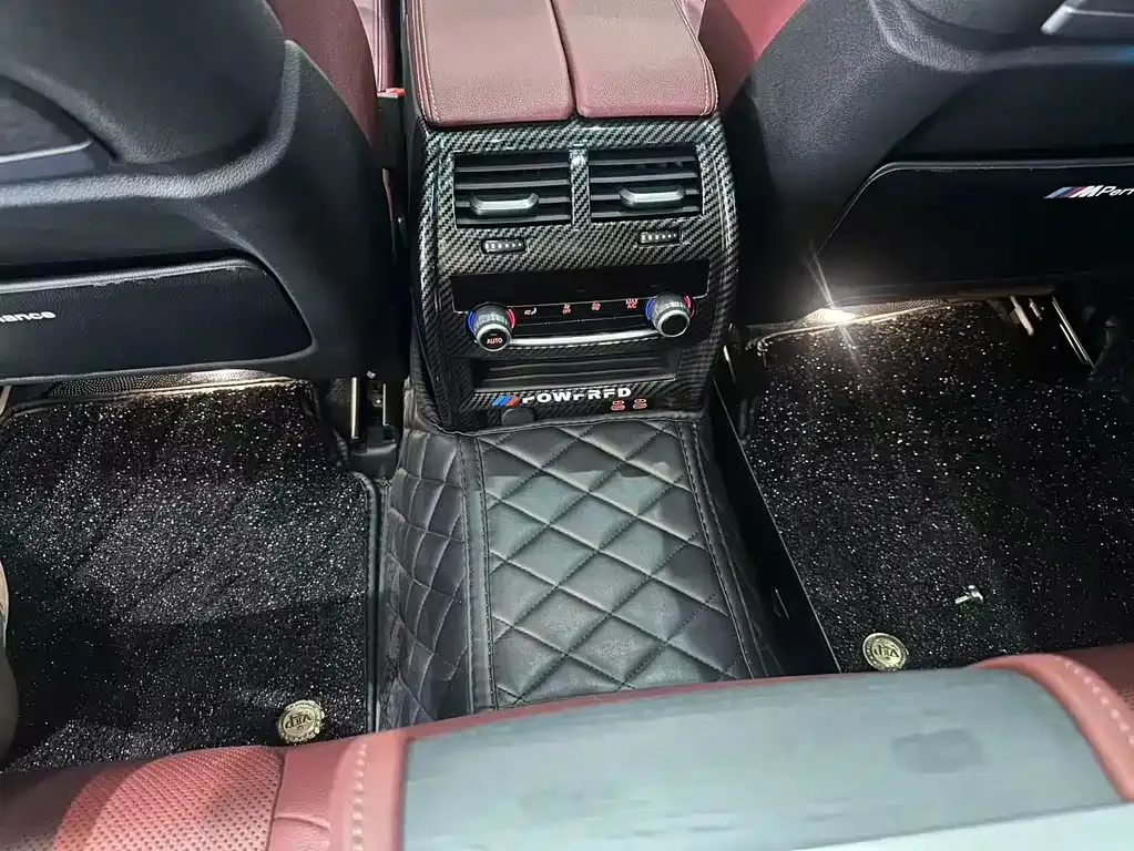 BMW 5 Series 2021 из CN, фото 3