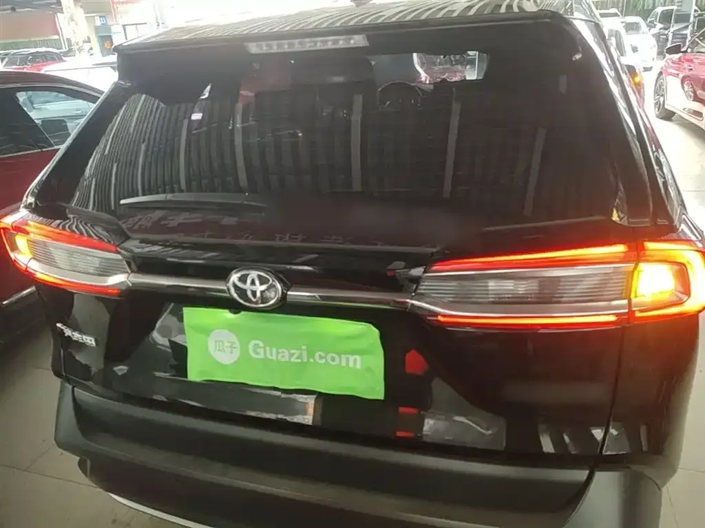 Toyota Wildlander 2024 из CN, фото 2