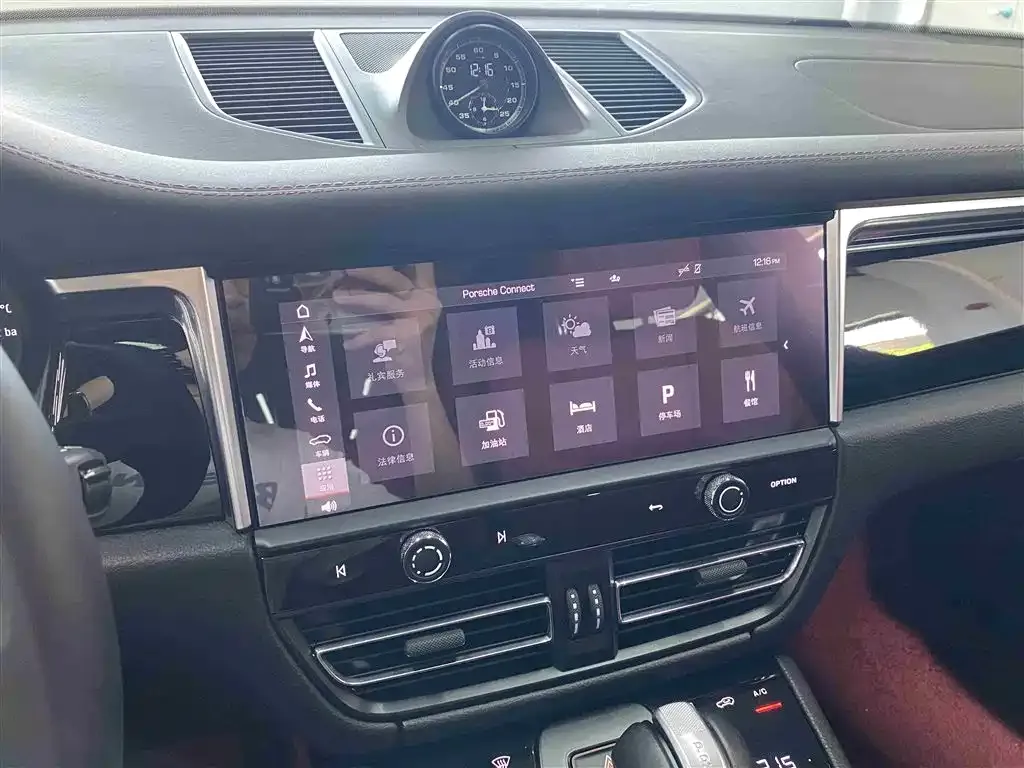 Porsche Macan 2023 из CN, фото 3